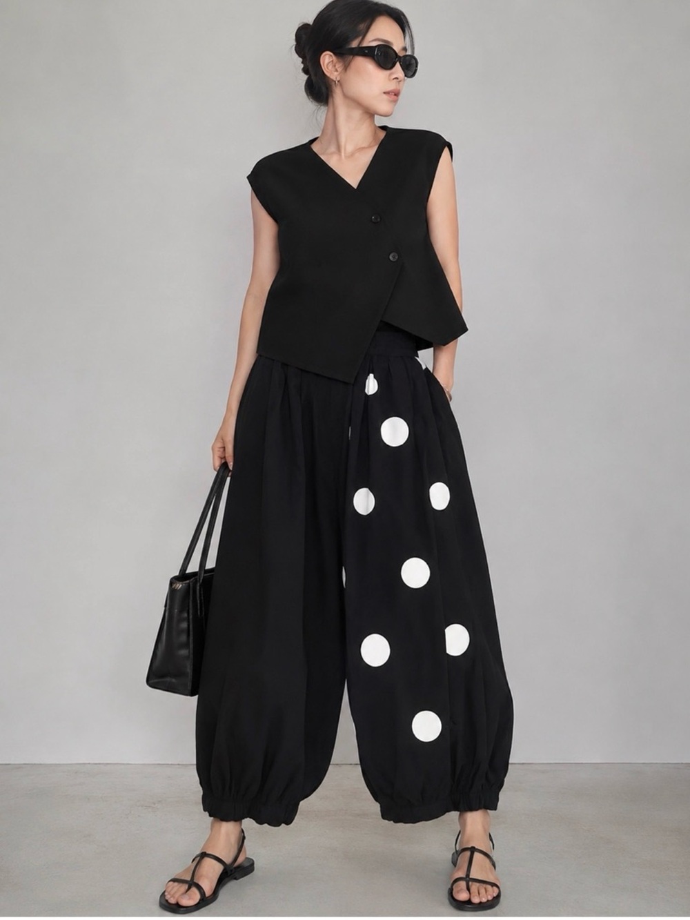 Trendy Unique Black Balloon wide Leg Polka Dot harem pants